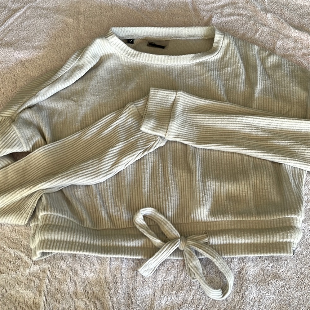 gymshark cropped long sleeve top